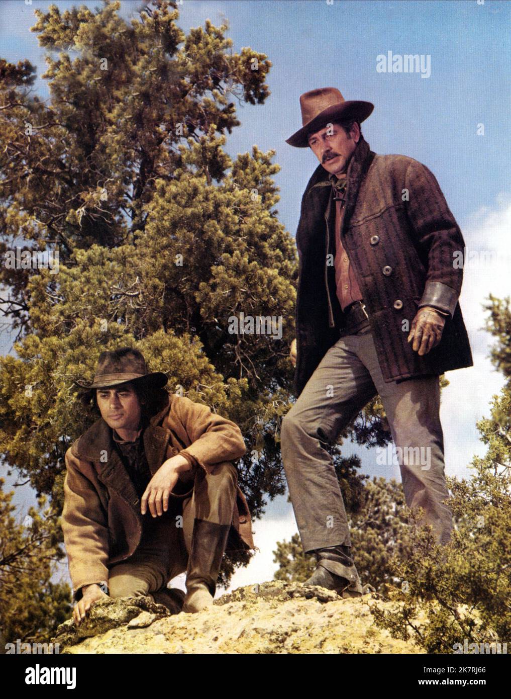 Rock Hudson Film Showdown (1973) Charaktere: Chuck Jarvis Regie: George Seaton 08. Juni 1973 **WARNUNG** dieses Foto ist nur für redaktionelle Zwecke bestimmt und unterliegt dem Urheberrecht von UNIVERSAL und/oder dem Fotografen, der von der Film or Production Company zugewiesen wurde und kann nur durch Veröffentlichungen in Verbindung mit der Werbung für den oben genannten Film reproduziert werden. Eine obligatorische Gutschrift für UNIVERSAL ist erforderlich. Der Fotograf sollte ebenfalls angerechnet werden, wenn er bekannt ist. Ohne schriftliche Genehmigung der Film Company kann keine kommerzielle Nutzung gewährt werden. Stockfoto