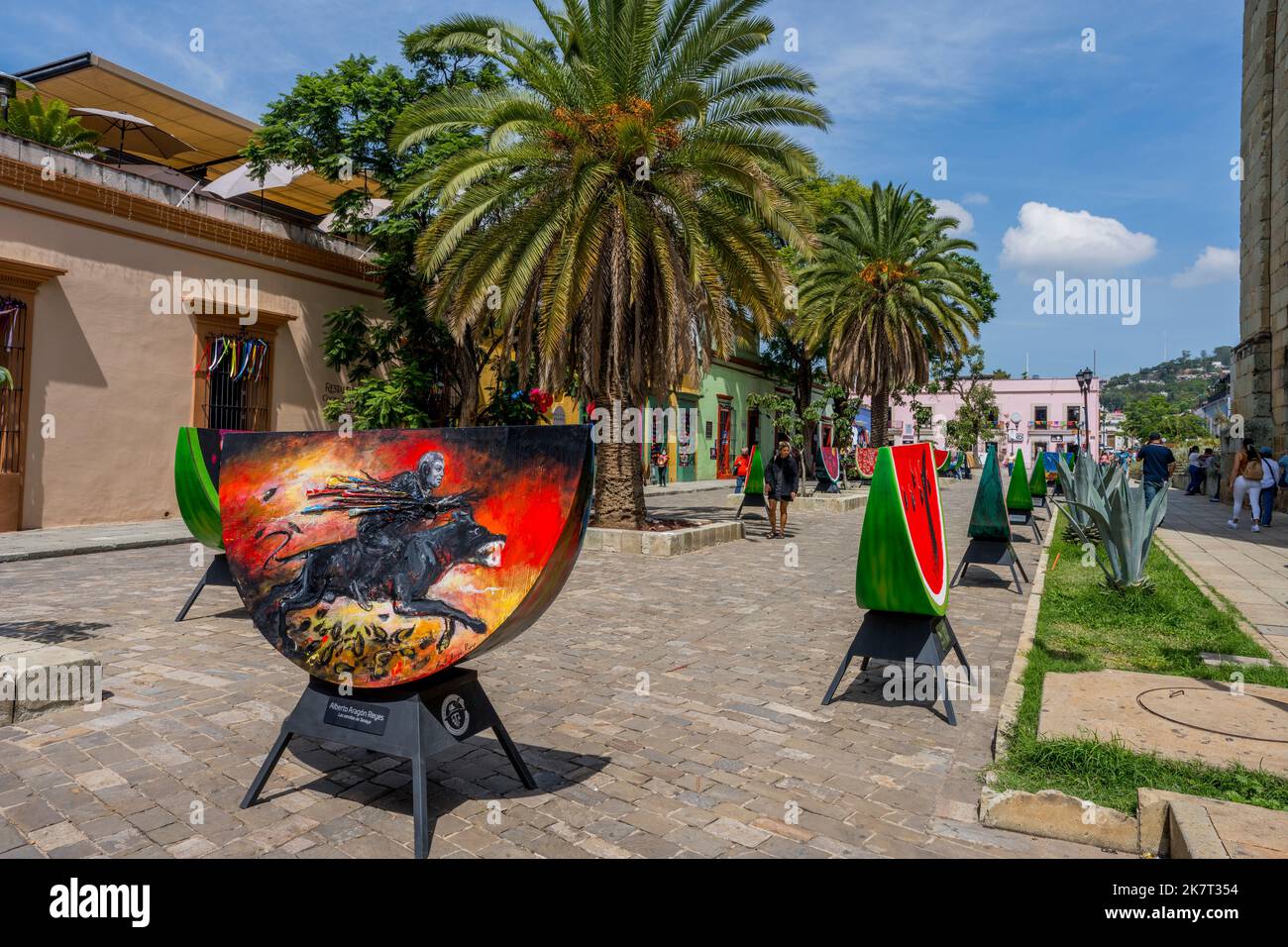 Kunst in den Straßen des alten, historischen Zentrums der Stadt Oaxaca de Juarez, Oaxaca, Mexiko. Stockfoto