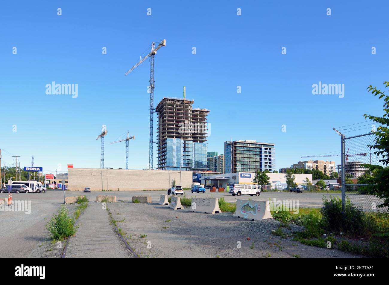 Richmond Yards Hochhauswohnentwicklung, von Westwood Developments, im Bau in Halifax, Nova Scotia, Kanada (2022) Stockfoto