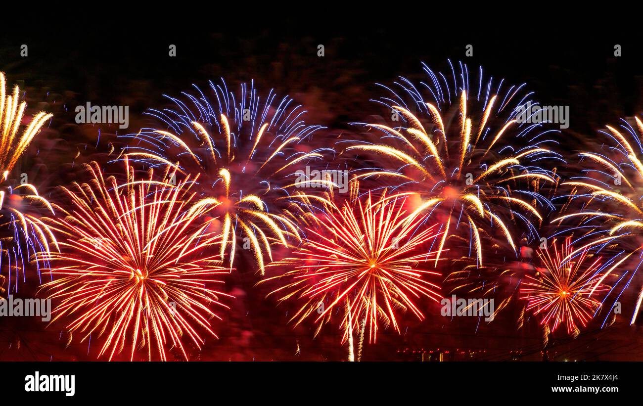 Neues Jahr Feier bunten Feuerwerk. Stockfoto
