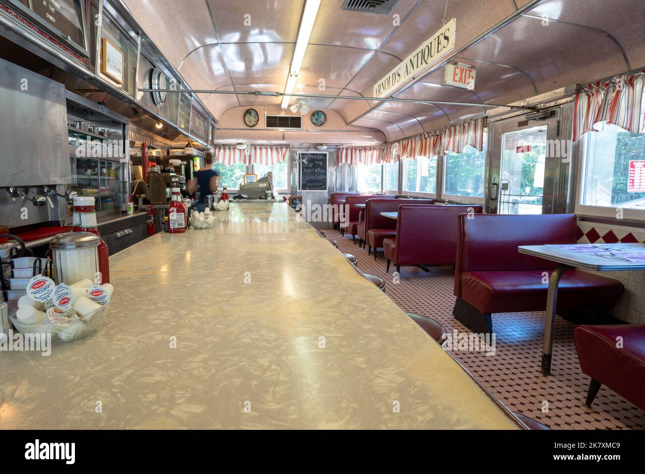 Lincoln, NH USA - 9. Juli 2022 - Arnold's Wayside Diner Interior Stockfoto