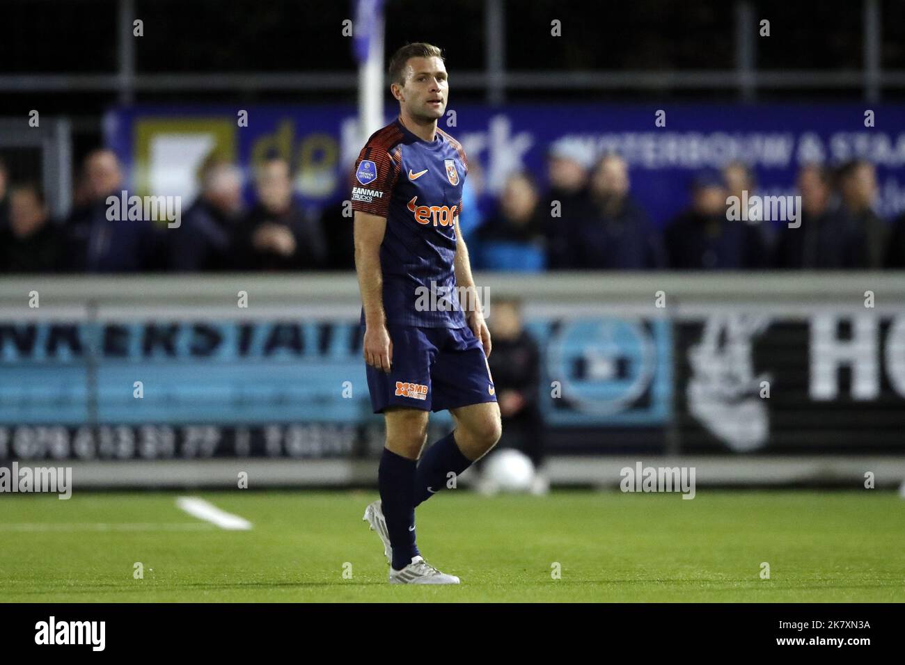 Werkendam - Sondre Trontstad von Vitesse während des Toto KNVB Cup Spiels zwischen Kozak Boys und Vitesse im Sportpark de Zwaaier am 19. Oktober 2022 in Werkendam, Niederlande. ANP | Niederländische Höhe | BART STOUTJEDIJK Stockfoto