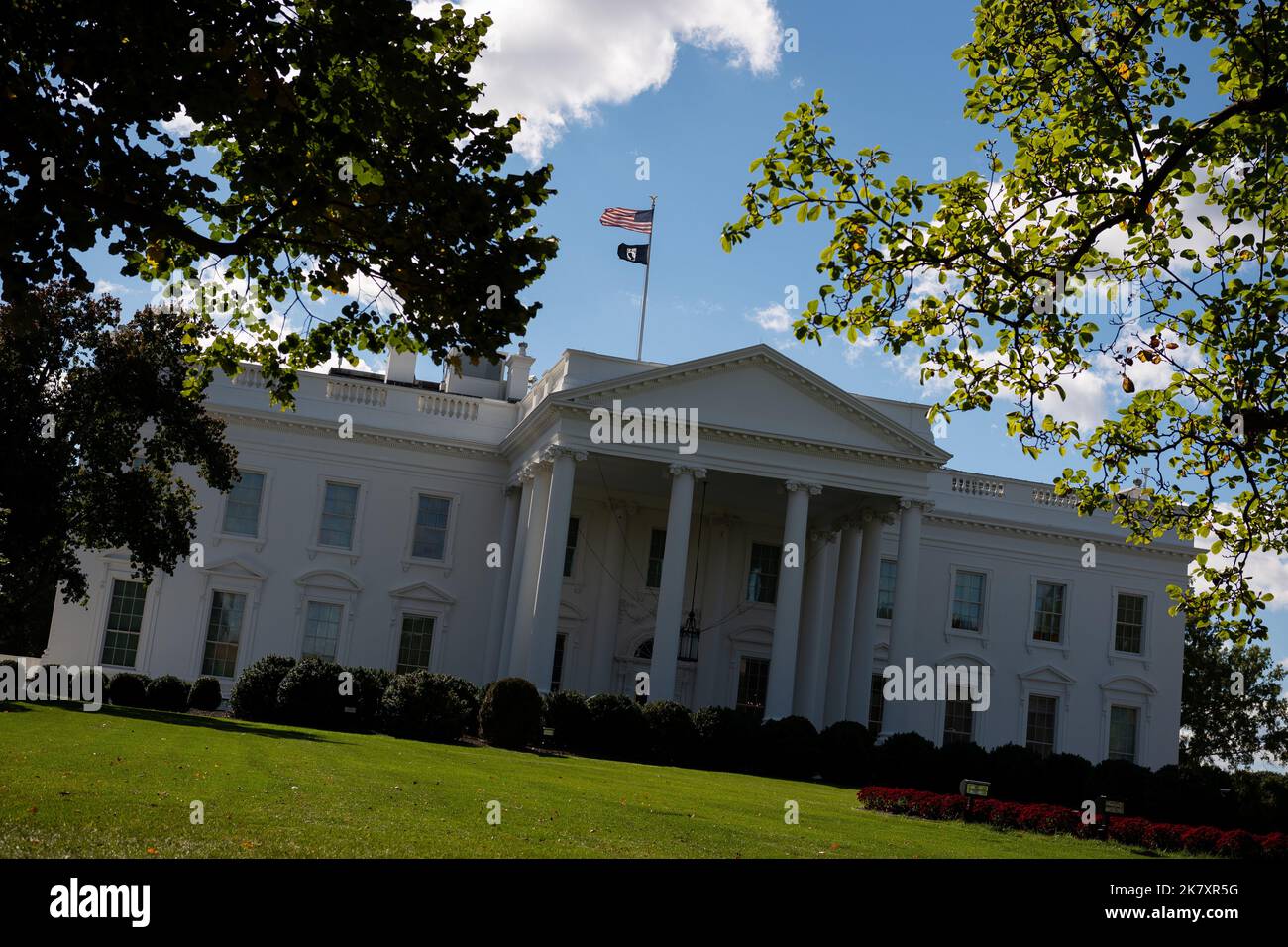 Washington, USA. 19. Oktober 2022. Eine allgemeine Ansicht des Weißen Hauses in Washington, DC, am Mittwoch, den 19. Oktober, 2022. (Graeme Sloan/Sipa USA) Quelle: SIPA USA/Alamy Live News Stockfoto