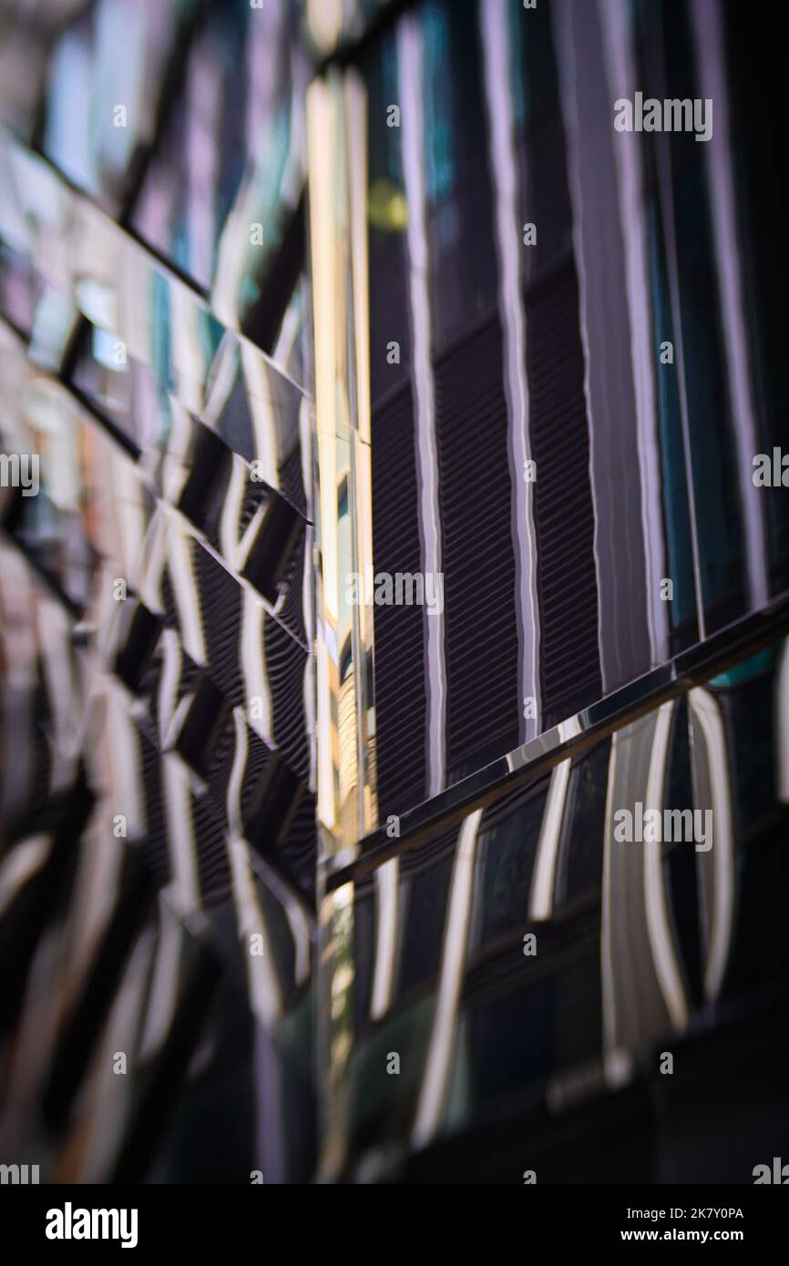 Nahaufnahme eines architektonischen Elements, wodurch ein abstraktes Bild entsteht, das als Hintergrund verwendet werden kann Stockfoto