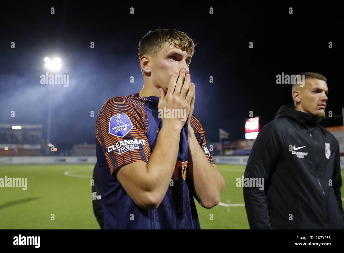 Werkendam - Bartosz Bialek von Vitesse während des Toto KNVB Cup Spiels zwischen Kozak Boys und Vitesse im Sportpark de Zwaaier am 19. Oktober 2022 in Werkendam, Niederlande. ANP | Niederländische Höhe | BART STOUTJEDIJK Stockfoto