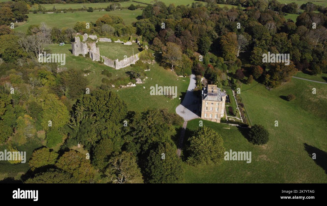 Luftaufnahmen des Penrice Castle Estate Oxwich Gower Wales im Frühherbst/September 2022 Stockfoto