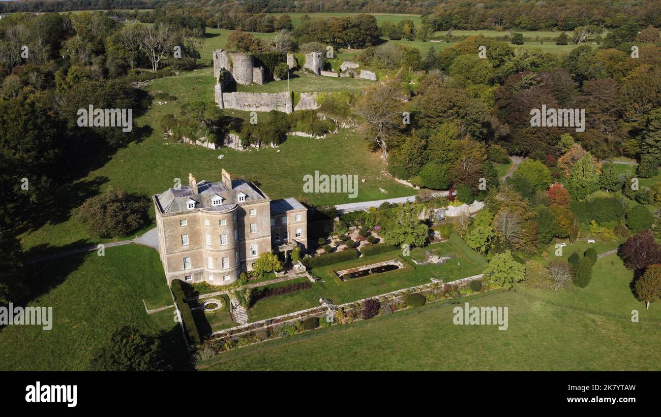 Luftaufnahmen des Penrice Castle Estate Oxwich Gower Wales im Frühherbst/September 2022 Stockfoto