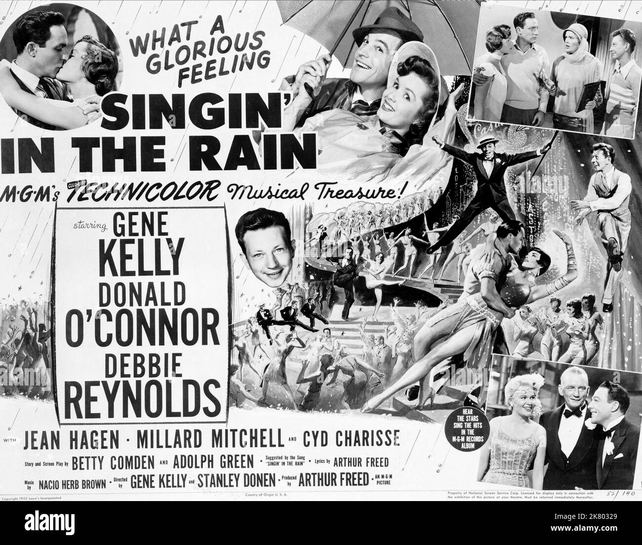 Film Poster Film: Singin' in the Rain: Singing in the Rain (USA 1952) Regie: Stanley Donen & Gene Kelly 27 March 1952 **WARNUNG** Dieses Foto ist nur für redaktionelle Zwecke bestimmt und unterliegt dem Copyright von MGM und/oder dem Fotografen, der von der Film- oder Produktionsfirma beauftragt wurde, und kann nur durch Publikationen im Zusammenhang mit der Bewerbung des oben genannten Films reproduziert werden. Eine obligatorische Gutschrift an MGM ist erforderlich. Der Fotograf sollte auch bei Bekanntwerden des Fotos gutgeschrieben werden. Ohne schriftliche Genehmigung der Film Company kann keine kommerzielle Nutzung gewährt werden. Stockfoto