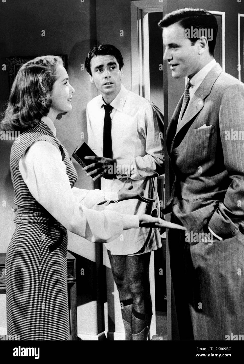 Janet Leigh, Richard Anderson, Peter Lawford Film: Just This Once (1957) Charaktere: Lucille 'Lucy' Duncan,Tom Winters,Mark MacLene IV Regie: Don Weis 17 March 1952 **WARNUNG** Dieses Foto ist nur für redaktionelle Zwecke bestimmt und unterliegt dem Copyright von MGM und/oder dem von der Film- oder Produktionsfirma beauftragten Fotografen und kann nur durch Publikationen im Zusammenhang mit der Bewerbung des oben genannten Films reproduziert werden. Eine obligatorische Gutschrift an MGM ist erforderlich. Der Fotograf sollte auch bei Bekanntwerden des Fotos gutgeschrieben werden. Ohne schriftliche Genehmigung der Film Company kann keine kommerzielle Nutzung gewährt werden. Stockfoto