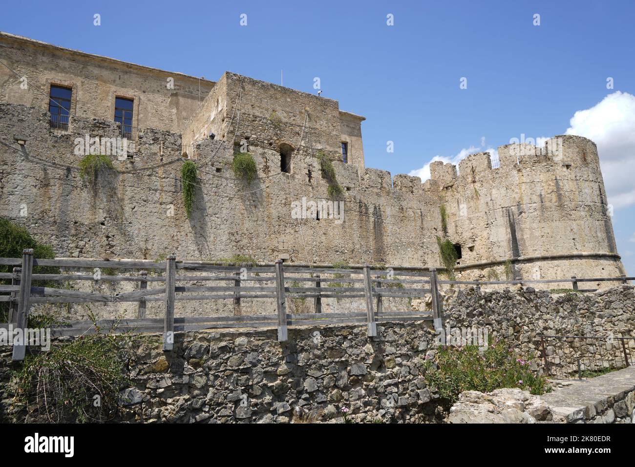 Rocca Imperiale: un paese nella Provincia di Cosenza. UN paese arroccato sulla montagna. Una paese da visitare Stockfoto