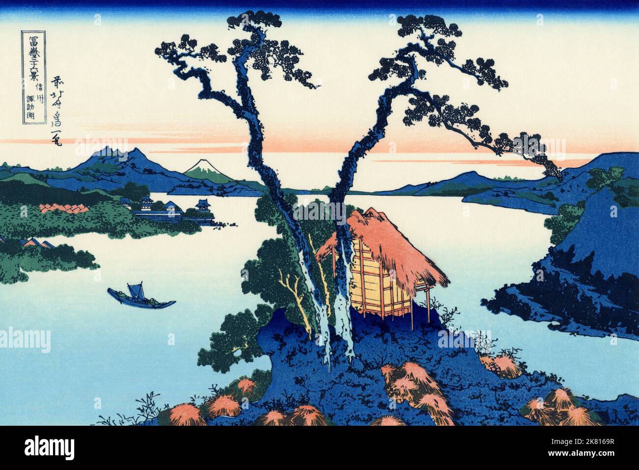 Japan: ‘Lake Suwa in der Provinz Shinano’. Ukiyo-e Holzschnitt aus der Serie ‘36 Ansichten des Fuji’ von Katsushika Hokusai (31. Oktober 1760 - 10. Mai 1849), c. 1830. ‘36 Views of Mount Fuji’ ist eine ‘„Sukiyo-e“-Serie großer Holzschnitte der Künstlerin Katsushika Hokusai. Die Serie zeigt den Fuji in unterschiedlichen Jahreszeiten und Wetterbedingungen an verschiedenen Orten und Entfernungen. Es besteht tatsächlich aus 46 Drucken, die zwischen 1826 und 1833 entstanden sind. Die ersten 36 wurden in die Originalpublikation aufgenommen, und aufgrund ihrer Popularität wurden nach der Originalpublikation 10 weitere hinzugefügt. Stockfoto