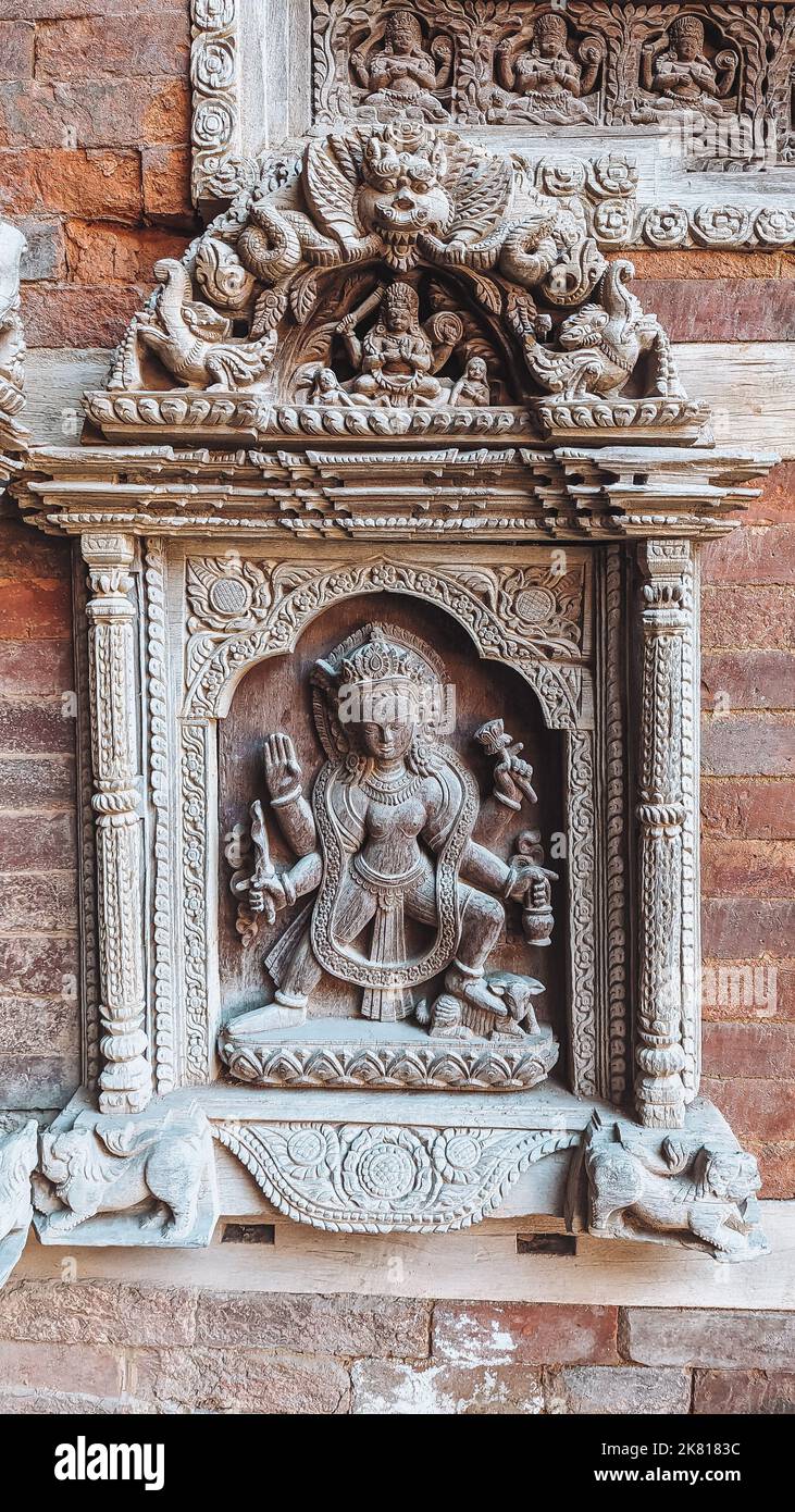 Steinschnitzerei im Patan Museum in Lalitpur, Nepal Stockfoto