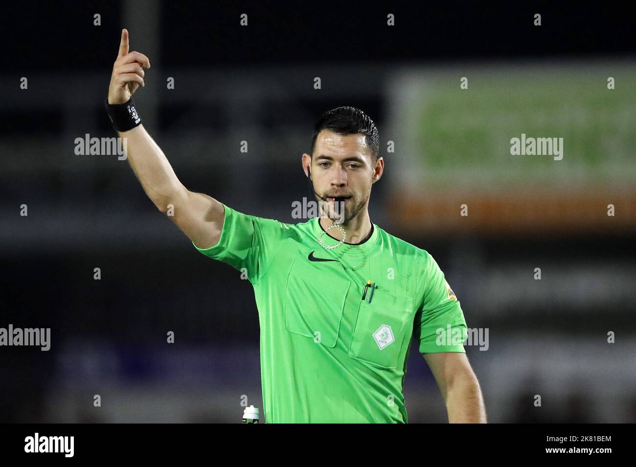 Werkendam - Schiedsrichter Marc Nagtegaal beim Toto KNVB Cup Spiel zwischen Kozak Boys und Vitesse im Sportpark de Zwaaier am 19. Oktober 2022 in Werkendam, Niederlande. ANP | Niederländische Höhe | BART STOUTJEDIJK Stockfoto