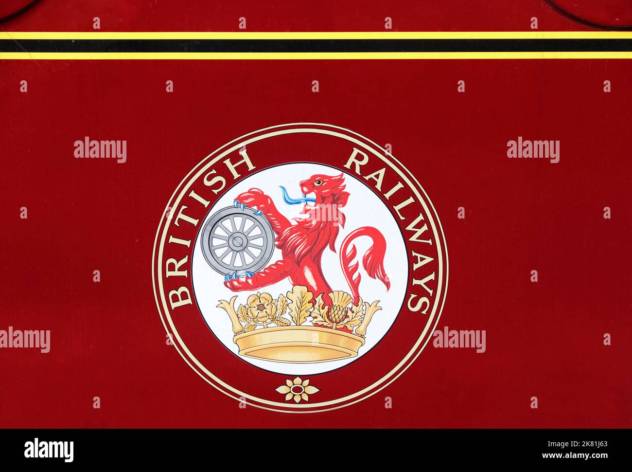 Logo der British Rail auf der Seite des Eisenbahnwagens, Keighley & Worth Valley Railway Stockfoto