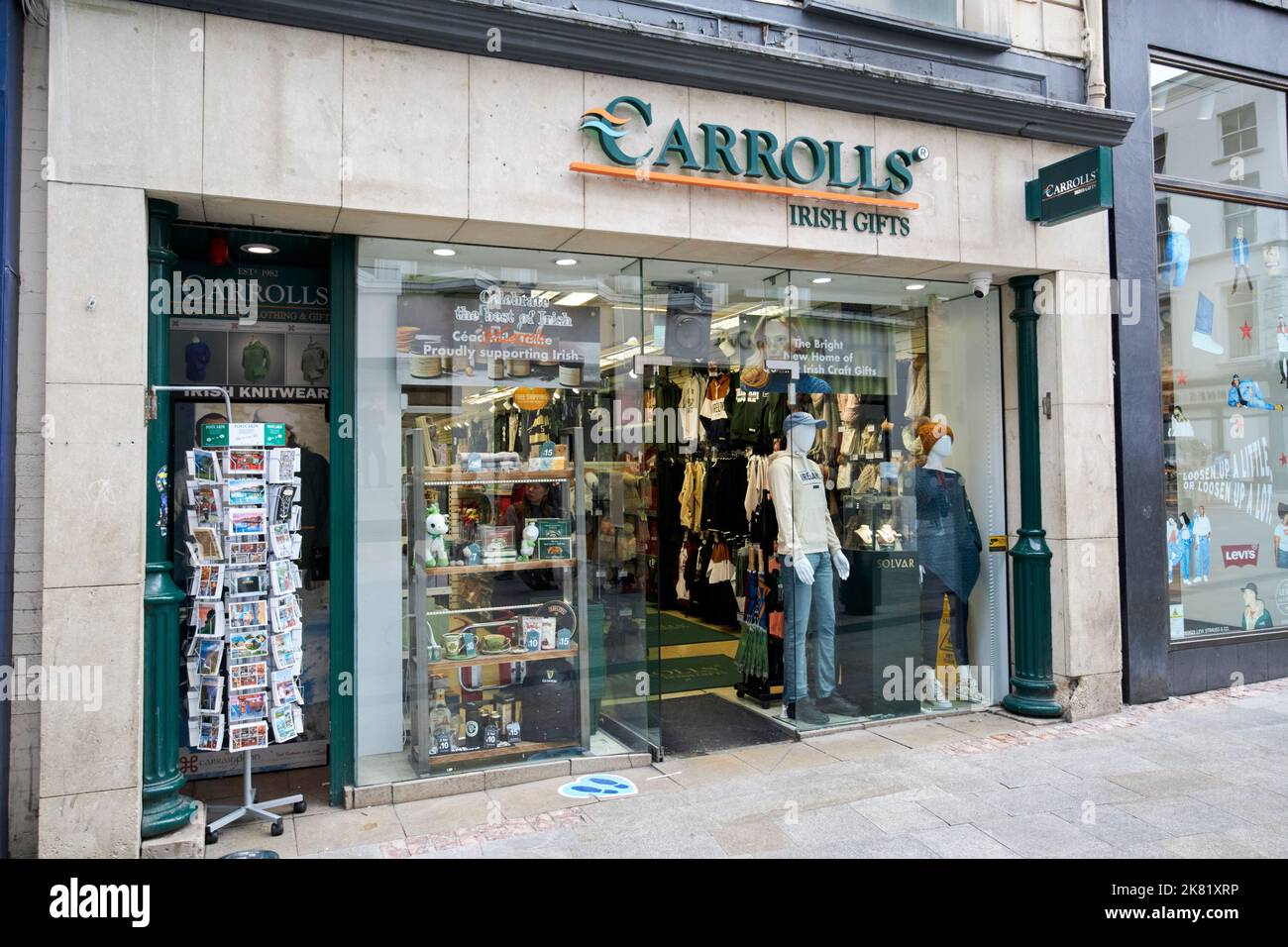carrolls irische Geschenke Souvenirladen grafton Street dublin republik irland Stockfoto
