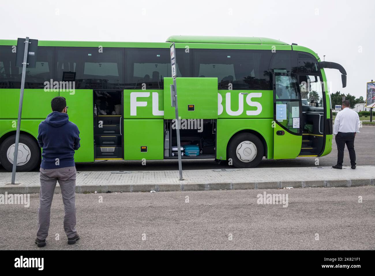 Italien, Region Apulien: FlixBus in Lecce Stockfoto