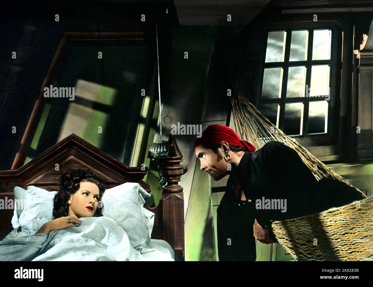 Maureen O'Hara & Tyrone Power Film The Black Swan (USA 1942) Charaktere: Lady Margaret Denby, Jamie Waring Regie: Henry King 04. Dezember 1942 **WARNUNG** dieses Foto ist nur für redaktionelle Zwecke bestimmt und unterliegt dem Urheberrecht von 20TH CENTURY FOX und/oder dem Fotografen, der von der Film or Production Company zugewiesen wurde. Eine obligatorische Gutschrift für 20TH CENTURY FOX ist erforderlich. Der Fotograf sollte ebenfalls angerechnet werden, wenn er bekannt ist. Ohne schriftliche Genehmigung der Film Company kann keine kommerzielle Nutzung gewährt werden. Stockfoto