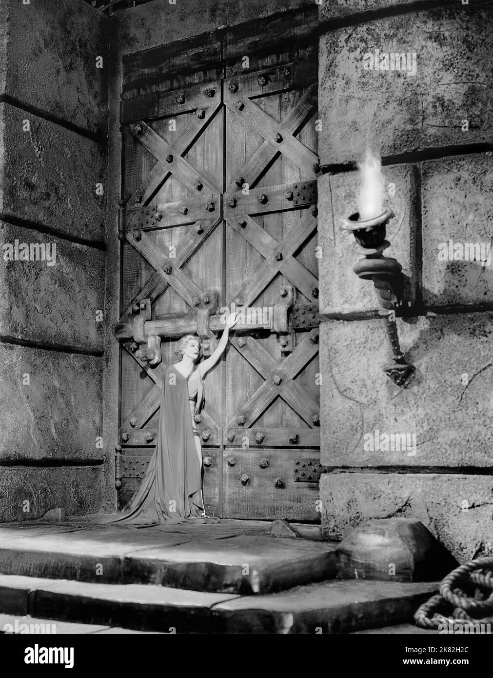 Elissa Landi Film das Zeichen des Kreuzes (USA 1932) Charaktere: Mercia Regie: Cecil B. DeMille 30 November 1932 **WARNUNG** dieses Foto ist nur für redaktionelle Zwecke bestimmt und unterliegt dem Urheberrecht von PARAMOUNT PICTURES und/oder dem Fotografen, der von der Film- oder Produktionsgesellschaft beauftragt wurde. Es kann nur durch Veröffentlichungen in Verbindung mit der Werbung für den obigen Film reproduziert werden. Es ist eine obligatorische Gutschrift erforderlich, um BILDER ZU ÜBERSCHNEIDEN. Der Fotograf sollte ebenfalls angerechnet werden, wenn er bekannt ist. Ohne schriftliche Genehmigung der Film Company kann keine kommerzielle Nutzung gewährt werden. Stockfoto