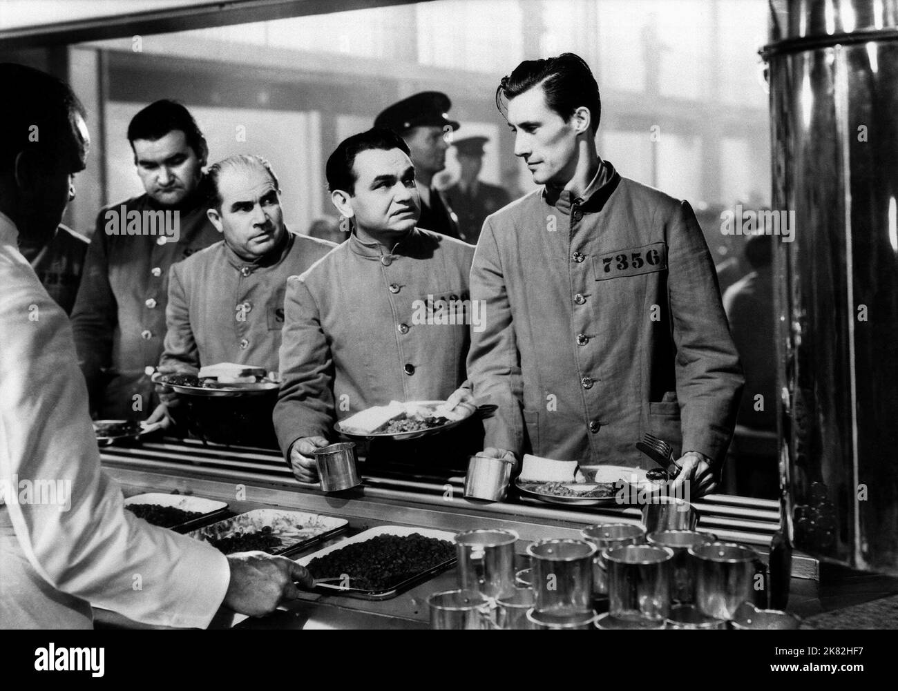 Edward G. Robinson Film The Last Gangster (1939) Charaktere: Joe Krozac 12. November 1937 **WARNUNG** dieses Foto ist nur für redaktionelle Zwecke bestimmt und unterliegt dem Urheberrecht von MGM und/oder dem Fotografen, der von der Film or Production Company zugewiesen wurde. Eine obligatorische Gutschrift an MGM ist erforderlich. Der Fotograf sollte ebenfalls angerechnet werden, wenn er bekannt ist. Ohne schriftliche Genehmigung der Film Company kann keine kommerzielle Nutzung gewährt werden. Stockfoto