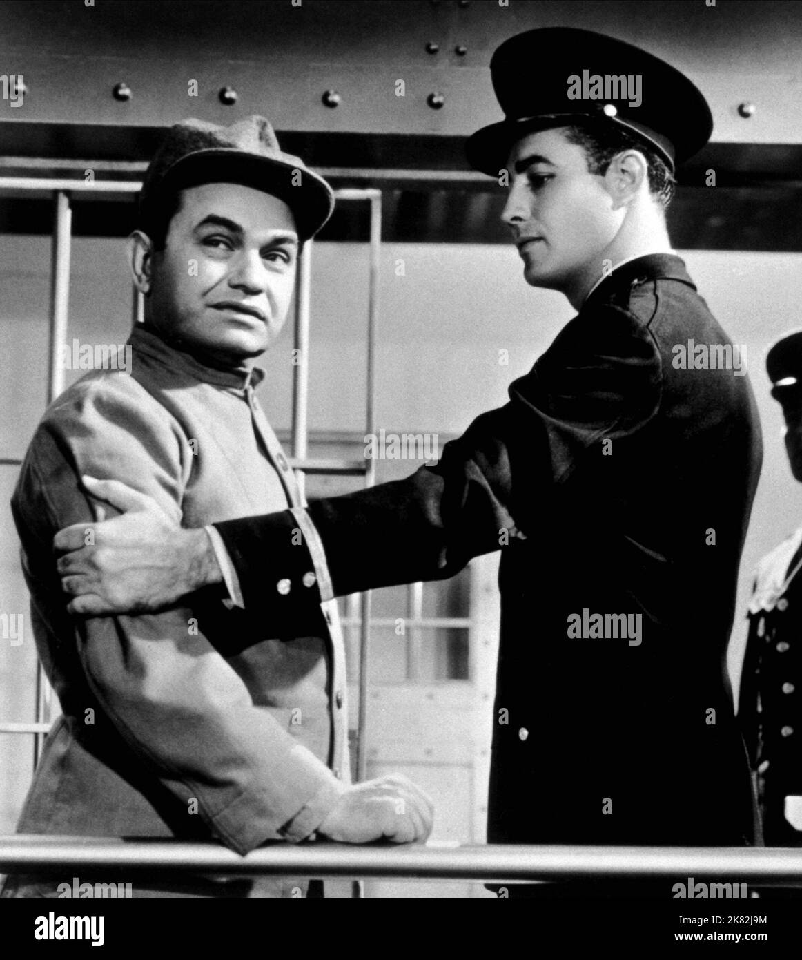 Edward G. Robinson Film The Last Gangster (1939) Charaktere: Joe Krozac Regie: Edward Ludwig 12. November 1937 **WARNUNG** dieses Foto ist nur für redaktionelle Zwecke bestimmt und unterliegt dem Urheberrecht von MGM und/oder dem Fotografen, der von der Film or Production Company beauftragt wurde. Eine obligatorische Gutschrift an MGM ist erforderlich. Der Fotograf sollte ebenfalls angerechnet werden, wenn er bekannt ist. Ohne schriftliche Genehmigung der Film Company kann keine kommerzielle Nutzung gewährt werden. Stockfoto