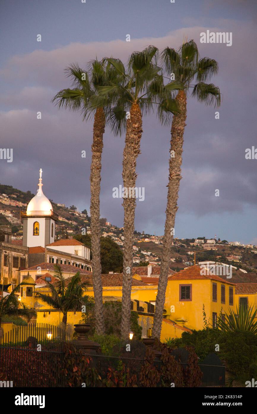 Portugal, Madeira, Funchal, Zona Velha, Sao Tiago Festung, Kirche Santa Maria Maior, Nacht, Stockfoto