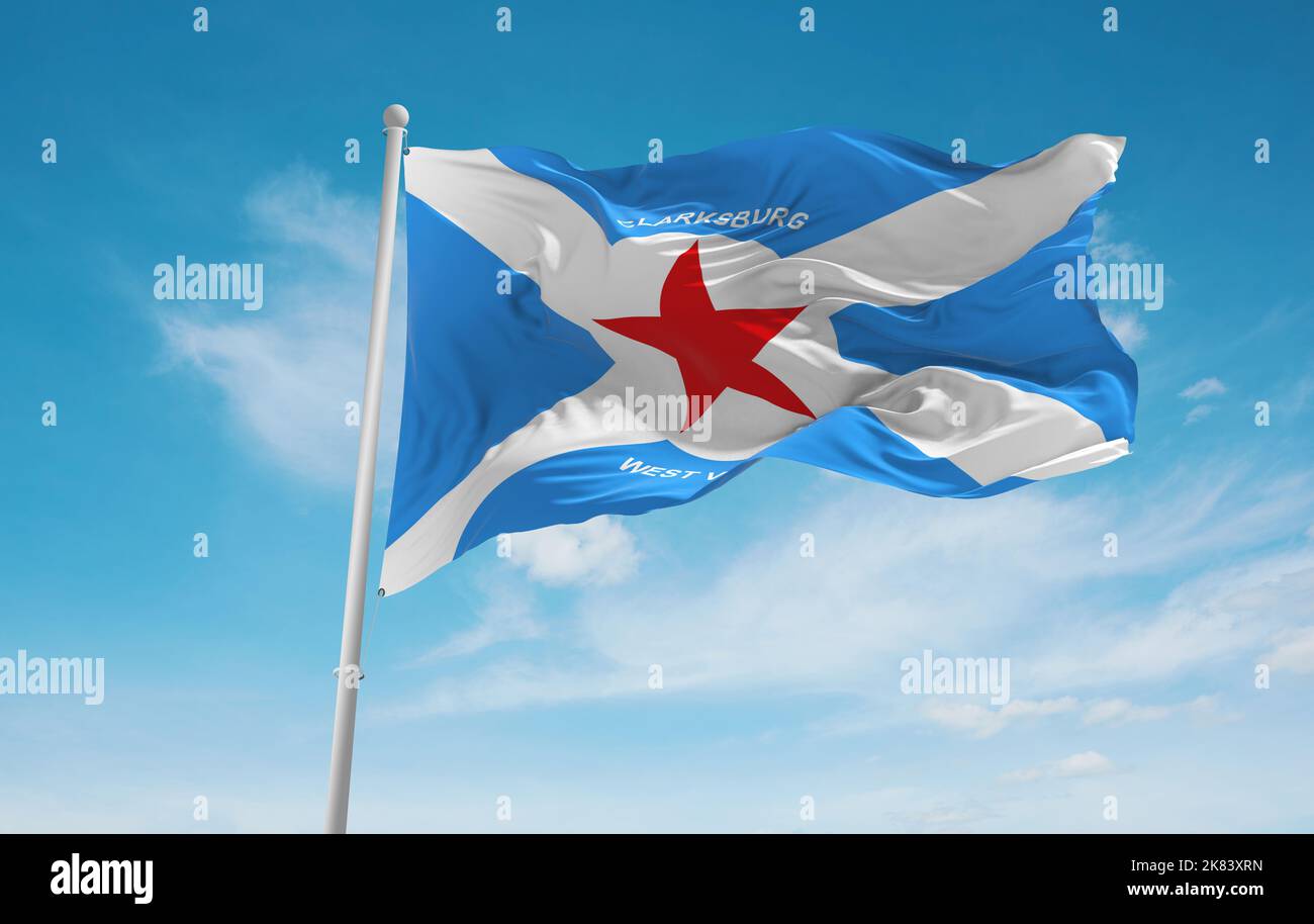 Offizielle Flagge von Clarksburg, West Virginia Unbanden Staaten von Amerika bei bewölktem Himmel Hintergrund bei Sonnenuntergang, Panoramablick. USA Reisen und patriotische Konzept Stockfoto