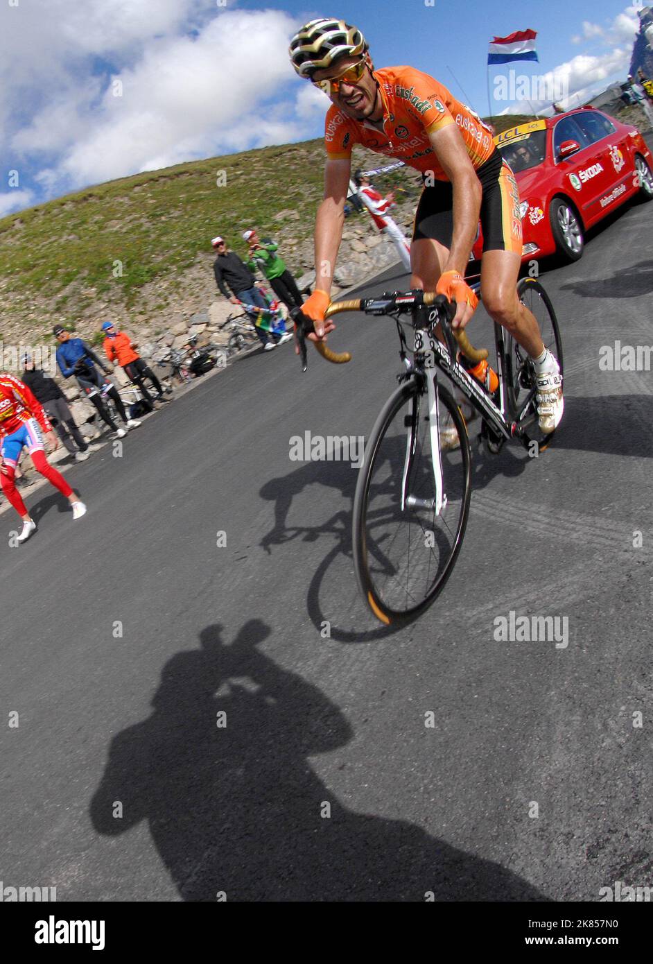 Samuel Sanchez von Euskaltel fährt die letzten 2km der Galibier Stockfoto