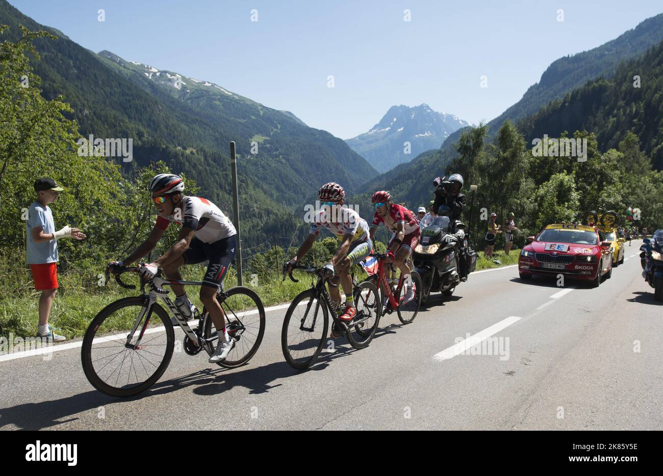 Columbia's Jarliinson Pantano - IAM Cycling - Polens Rafal Majka und Rennsieger - Russlands - Ilnur Zakarin Team Katusha Etappe 17 - Tour de France 2016 - Stockfoto