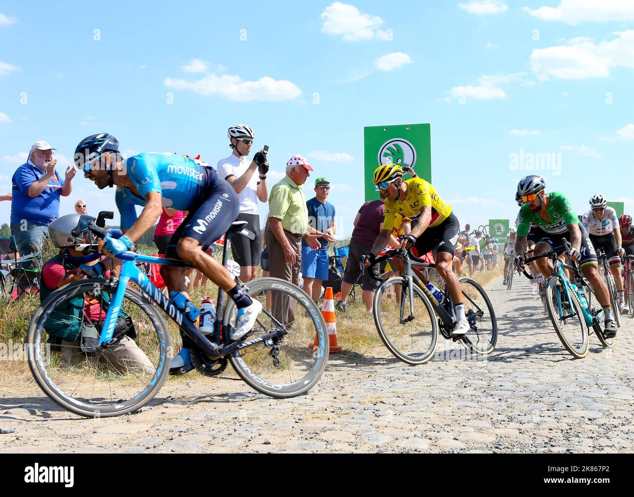 Anführer des gelben Trikots greg van avermaet (BMC), flankiert vom grünen Trikot Peter Sagan (Bora) Stockfoto