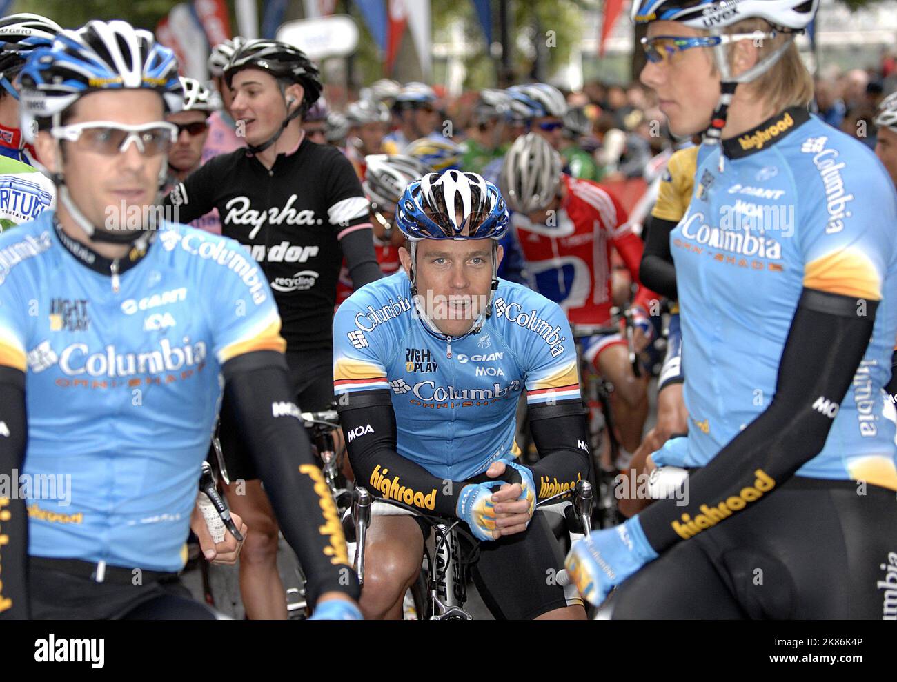 Kim Kirchen (c) vom Team Columbia wartet auf der Startlinie vor der ersten Etappe der Tour of Britain Stockfoto