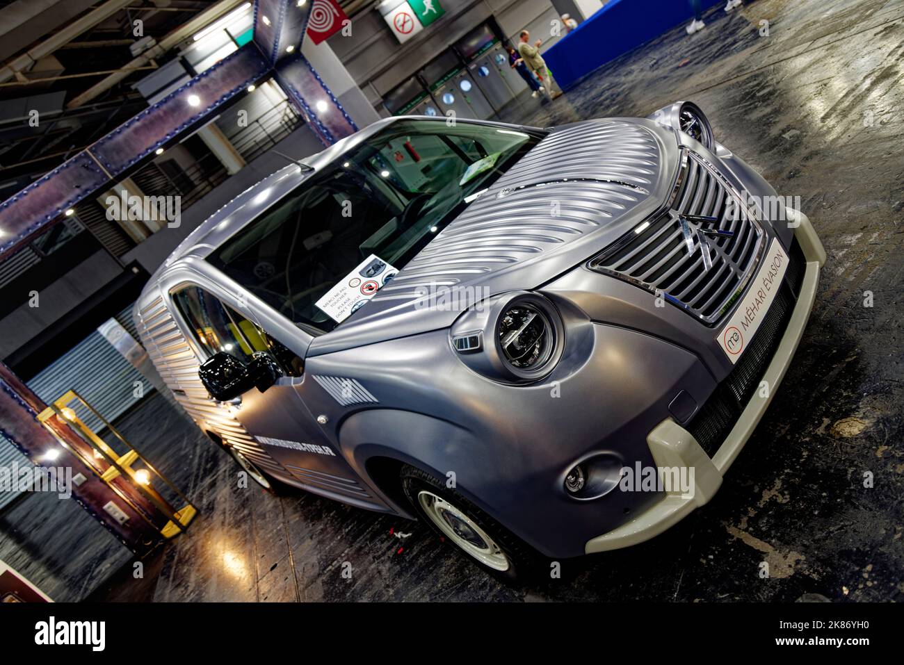 Paris, Frankreich. 17. Oktober 2022. Während der Ausgabe des Mondial Paris Motor Show 2022 wird ein Panel Van auf Basis eines Citroën Berlingo Van Clubs gezeigt. Stockfoto