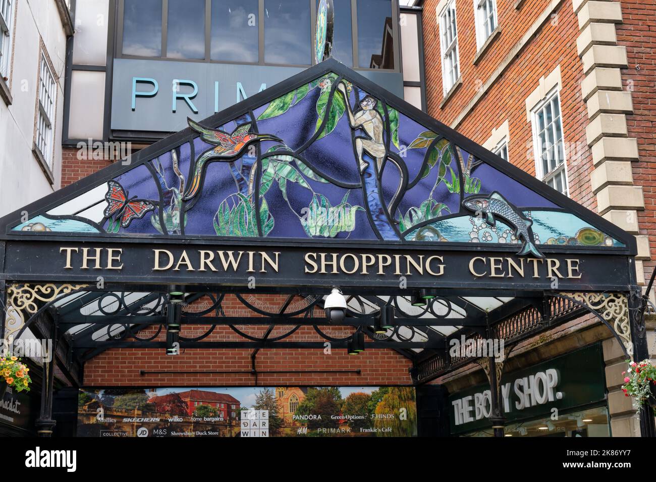 Shrewsbury, Großbritannien, 14. Juli 2022: Das Darwin Shopping Center in Shrewsbury, England. Stockfoto