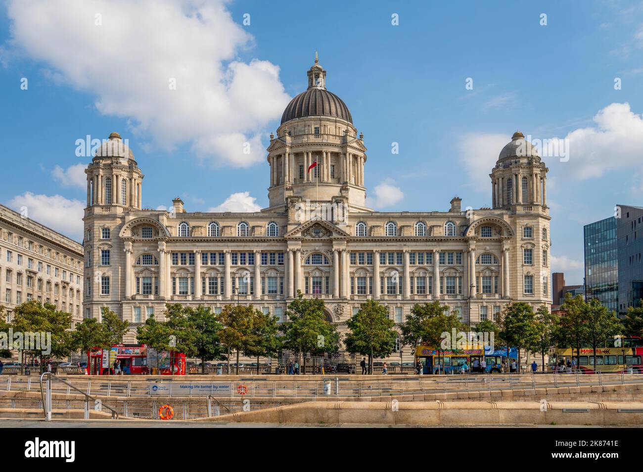 Das Hafengebäude von Liverpool, Pier Head, Liverpool, Merseyside, England, Vereinigtes Königreich, Europa Stockfoto