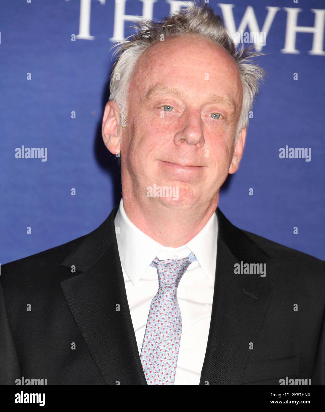 Los Angeles, USA. 20. Oktober 2022. Mike White nimmt an der Premiere der HBO Original Series „The White Lotus“ in den Goya Studios in Los Angeles, Kalifornien, in der Saison 2 Teil, die am 20. Oktober 2022 stattfand. Kredit: Jeffrey Mayer/Jtm Fotos/Media Punch/Alamy Live News Stockfoto