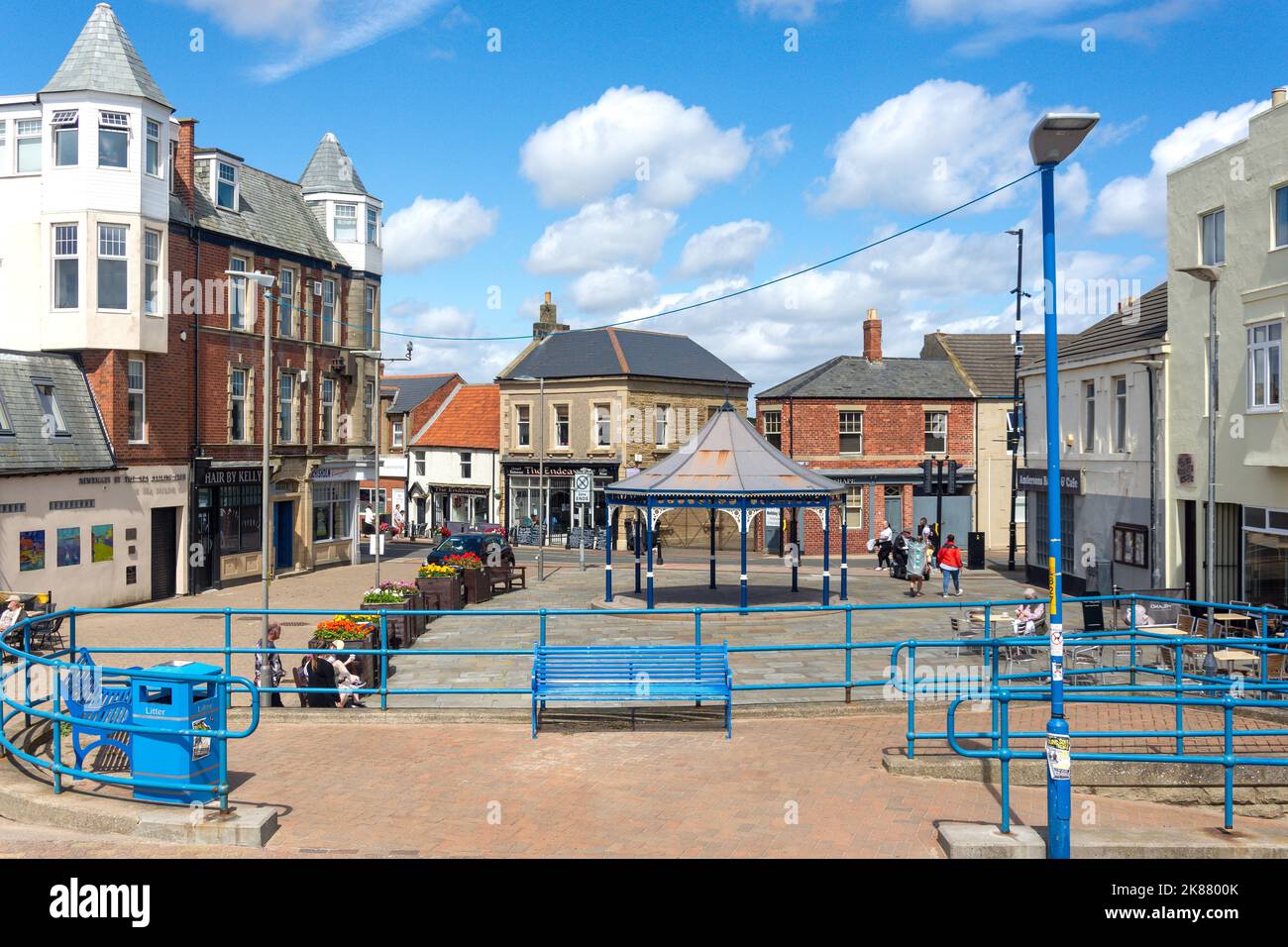 Die Piazza, Front Street, Newbiggen-by-the-Sea, Northumberland, England, Vereinigtes Königreich Stockfoto