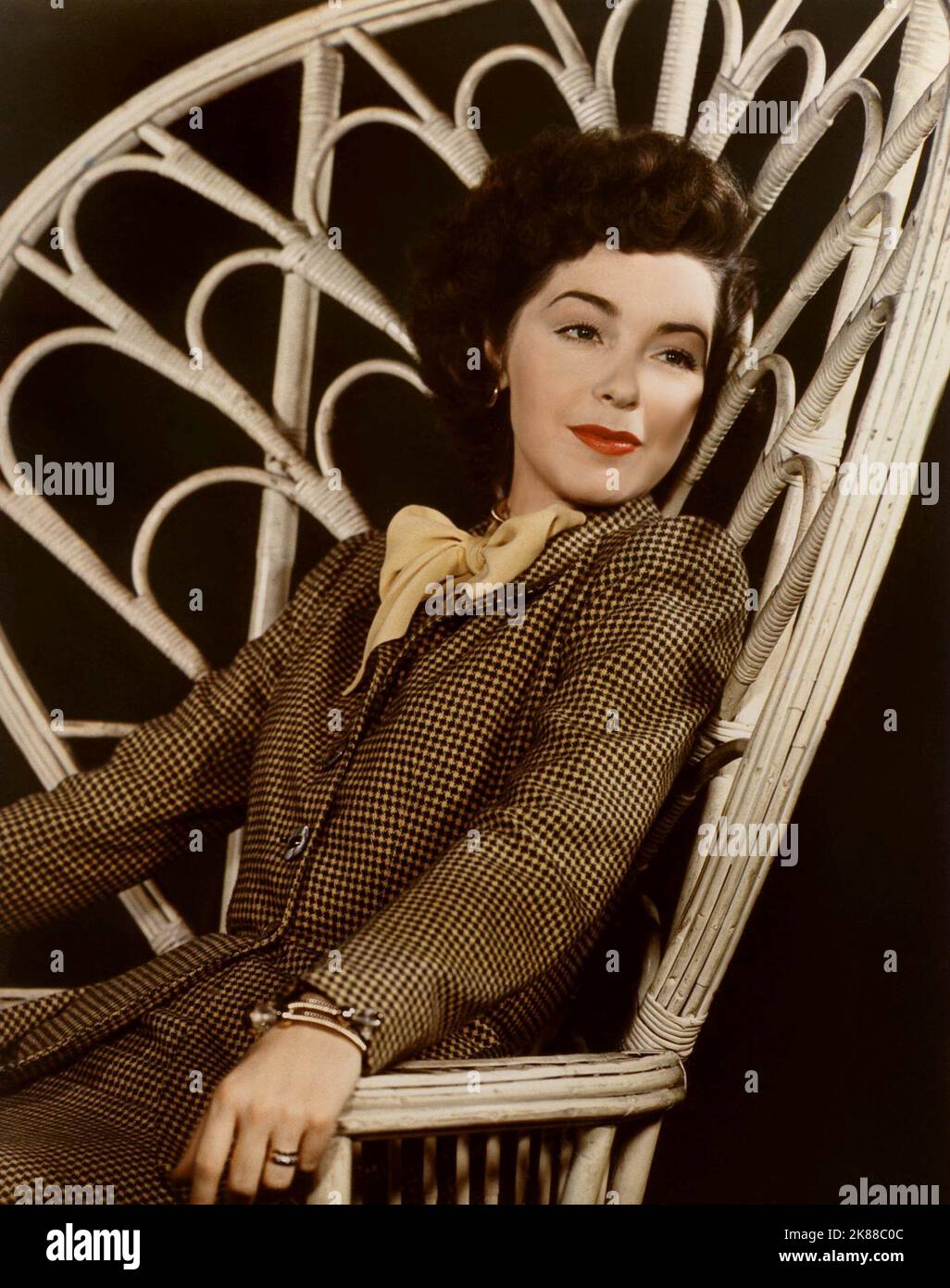 Marsha Hunt Actress 01 May 1950 **WARNUNG** Dieses Foto ist nur für den redaktionellen Gebrauch bestimmt und unterliegt dem Copyright der Filmgesellschaft und/oder des Fotografen, der von der Film- oder Produktionsgesellschaft beauftragt wurde und kann nur durch Publikationen im Zusammenhang mit der Bewerbung des oben genannten Films reproduziert werden. Eine obligatorische Gutschrift an die Filmgesellschaft ist erforderlich. Der Fotograf sollte auch bei Bekanntwerden des Fotos gutgeschrieben werden. Ohne schriftliche Genehmigung der Film Company kann keine kommerzielle Nutzung gewährt werden. Stockfoto