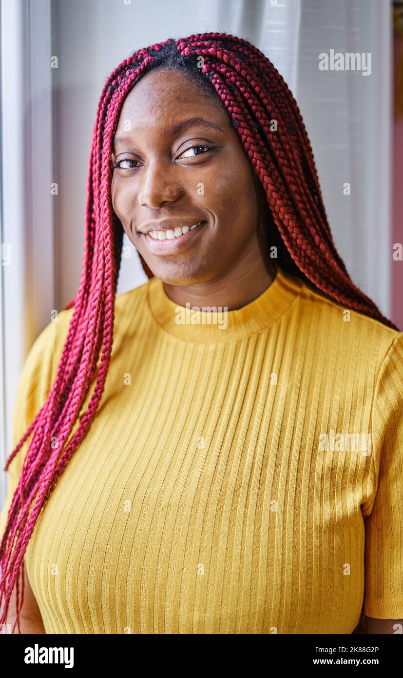 Porträt Einer Afroamerikanischen Frau Stockfoto