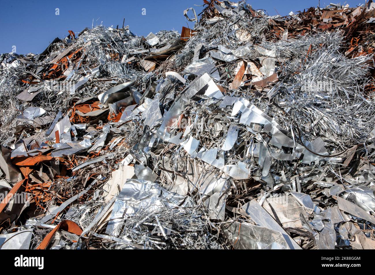 Altmetall vor der Verwendung im Stahlwerk Stockfoto