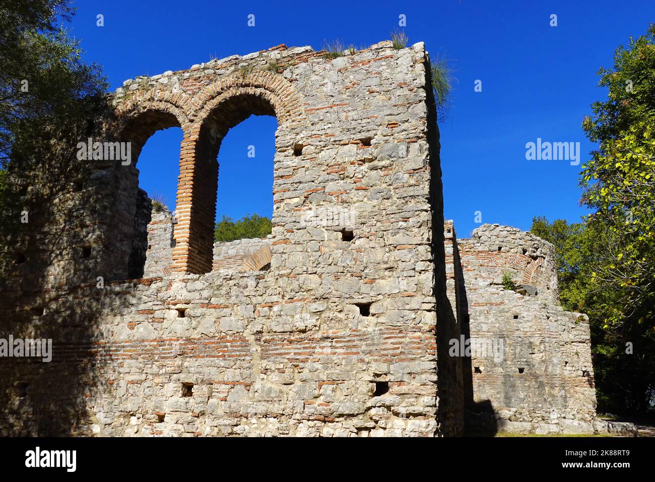 Die große Basilika, Butrint war eine antike griechische und später römische Stadt und Bistum in Epirus, UNESCO-Weltkulturerbe, Republik Albanien Stockfoto
