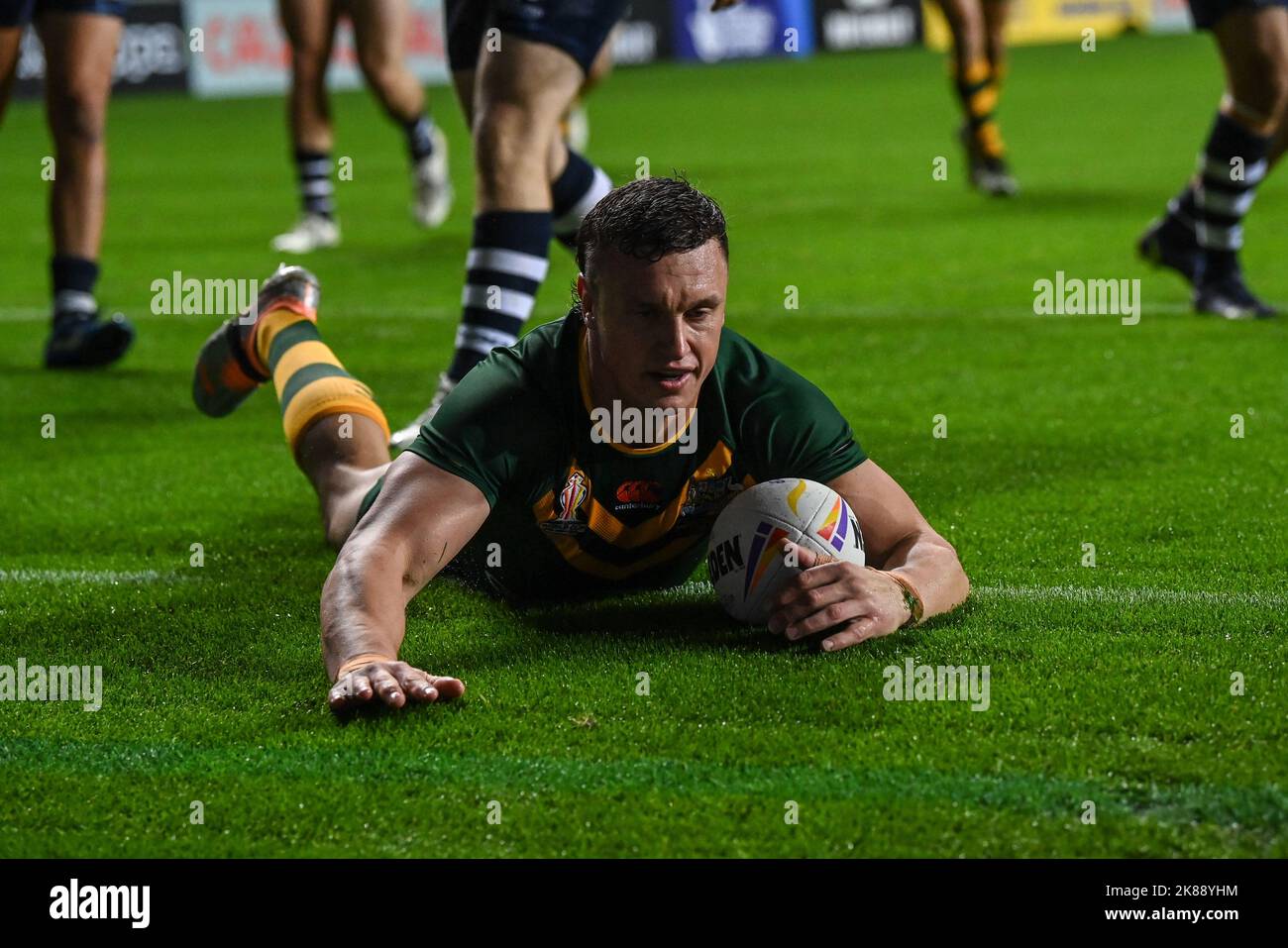 Coventry, Großbritannien. 21. Oktober 2022. Jack Wighton aus Australien geht während des Rugby League World Cup 2021-Spiels Australien gegen Schottland in der Coventry Building Society Arena, Coventry, Großbritannien, 21.. Oktober 2022 (Foto von Craig Thomas/News Images) Credit: News Images LTD/Alamy Live News Stockfoto