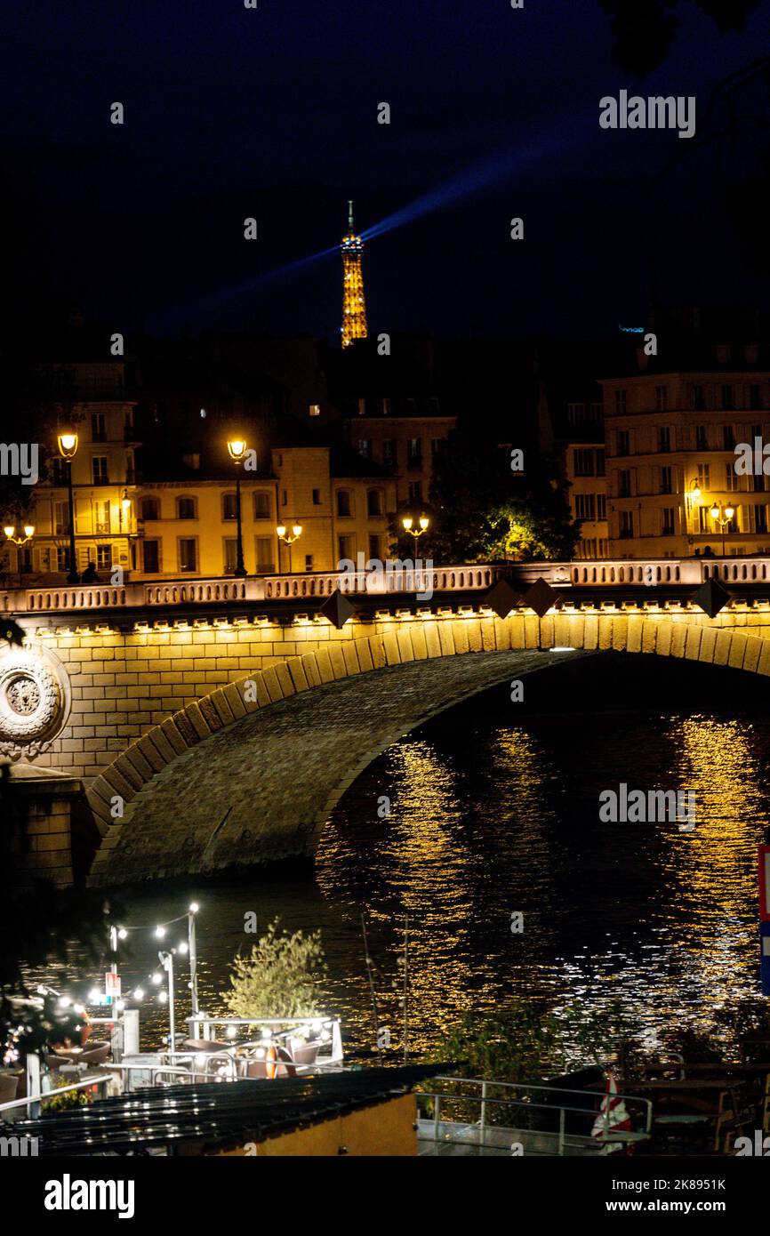 Die Conciergerie ist ein ehemaliges Gerichtsgebäude und Gefängnis in Paris, Frankreich, westlich des Île de la Cité, unterhalb des Palais de Justice. Stockfoto