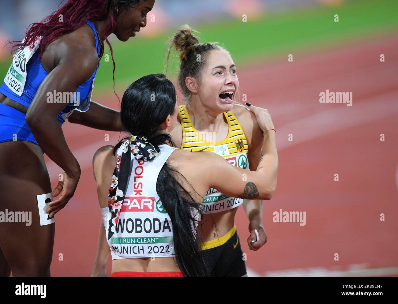 Gina Luckenkemper (Deutschland, Goldmedaille) und Ewa Swoboda (Polen