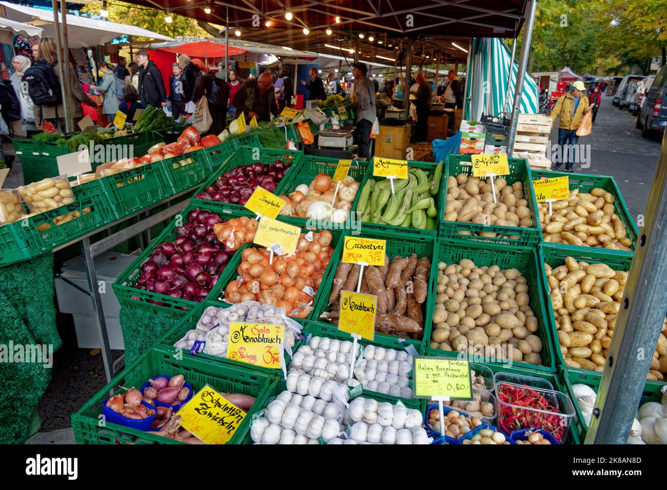 Markt am Maybachufer, Obst und Gemüse, Marktstände, Berlin-Neukölln Stockfoto