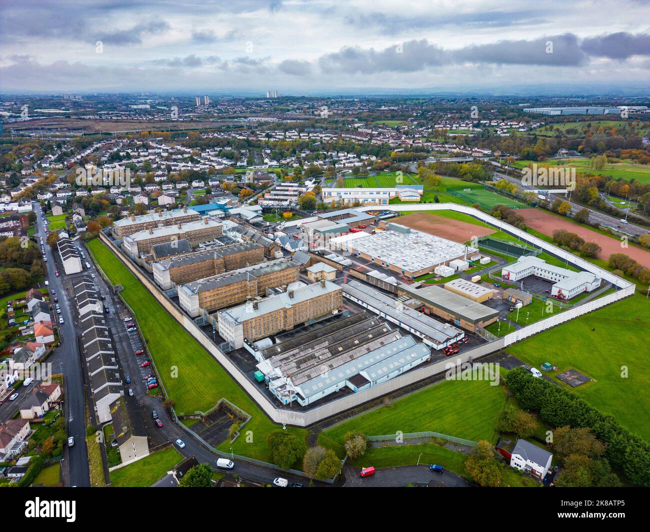 Luftaufnahme des Gefängnisses SPS Barlinnie in Riddrie, Glasgow, Schottland, Großbritannien Stockfoto