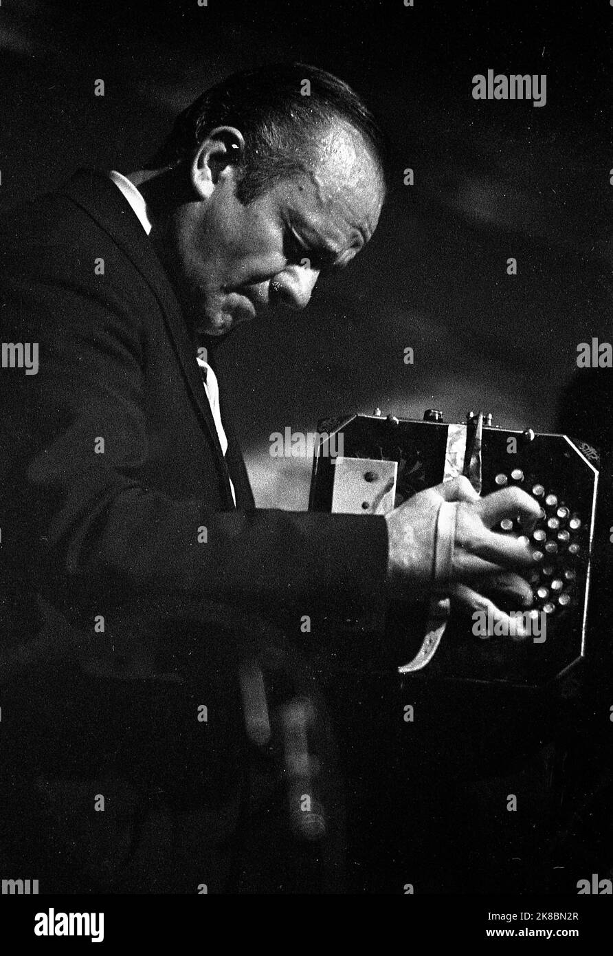 Astor Piazzolla, argentinischer Bandoneonist und Komponist der Tangomusik Stockfoto