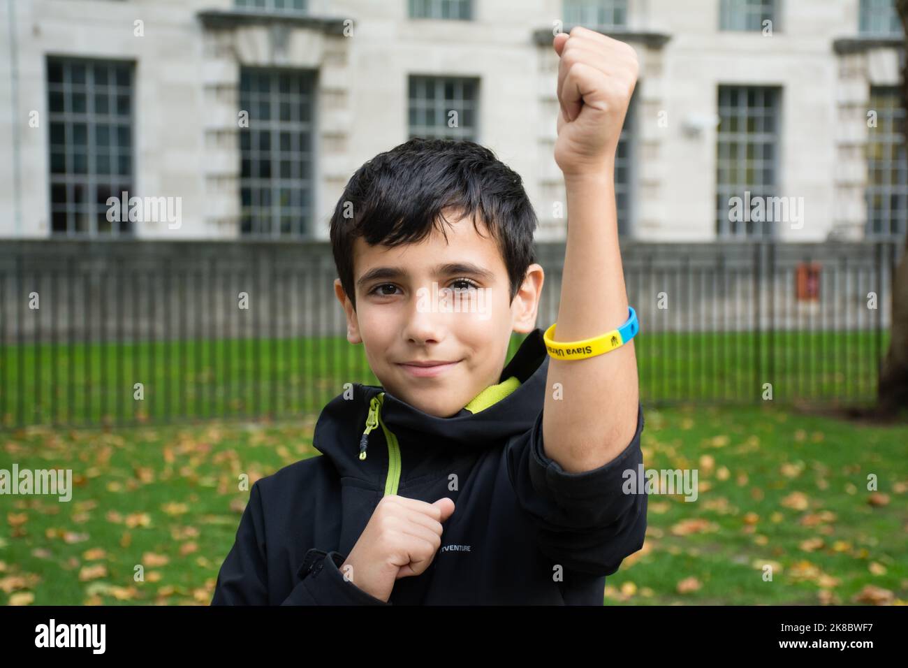 London, Großbritannien. 22. Oktober 2022. Die Ukrainerin hielt eine Demonstration gegen den Iran ab, Belarus hört auf, die russische Invasion in der Ukraine gegenüber der Dwoning-Straße am 22. Oktober 2022, England, Großbritannien, zu unterstützen. Quelle: Siehe Li/Picture Capital/Alamy Live News Stockfoto