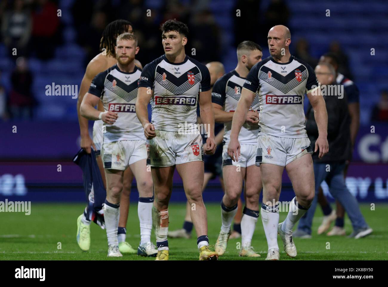 Englands Spieler feiern nach der Rugby-League-Weltmeisterschaft ein Spiel im University of Bolton Stadium, Bolton. Bilddatum: Samstag, 22. Oktober 2022. Stockfoto