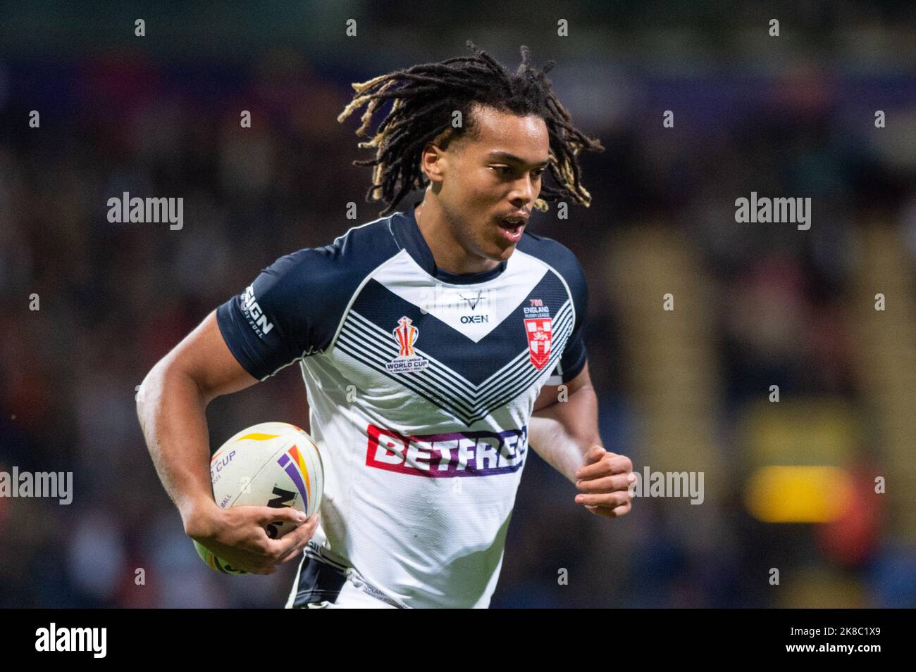 Bolton, England - 22.. Oktober 2022 - Rugby League World Cup England gegen Frankreich im Macron Stadium, Bolton, Großbritannien - Dom Young of England. Kredit: Dean Williams/Alamy Live Nachrichten Stockfoto