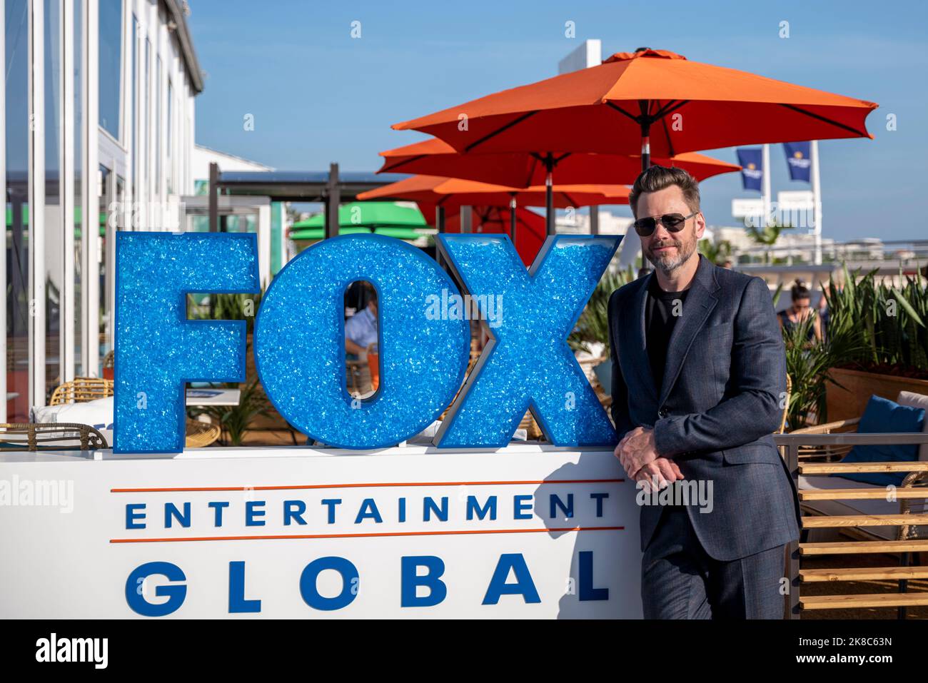 Cannes, Frankreich, 17 2022. Oktober, Joel McHale (Animal Comedy) beim Photo-Call für FOX Comedy während der MIPCOM 2022 - The World’s Entertainment Content Market © Ifnm Press Stockfoto