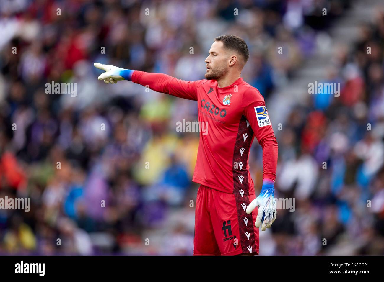 VALLADOLID, SPANIEN - 22. OKTOBER: Alex Remiro von Real Sociedad reagiert während des La Liga Santander-Spiels zwischen Real Valladolid und Real Sociedad am 22. Oktober 2022 in Jose Zorrilla in Valladolid, Spanien. Quelle: Ricardo Larreina/AFLO/Alamy Live News Stockfoto
